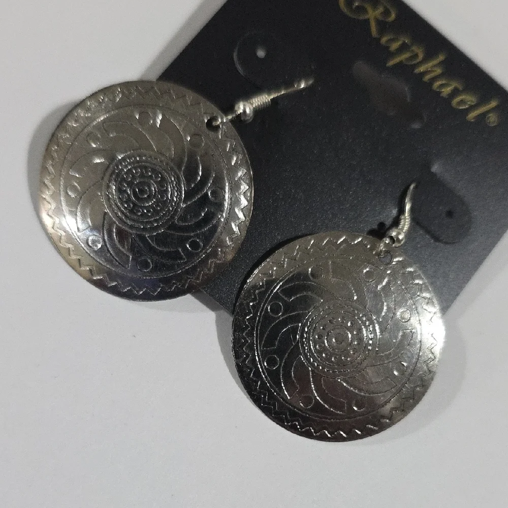 Intricate Silver Drop Earrings – Lightweight Women’s Fashion Statement Jewelry